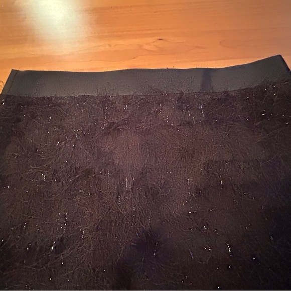 Banana Republic, NWT, Party Skirt with Black and Shimmer Fringe. Black, Size 0 - Picture 4 of 8
